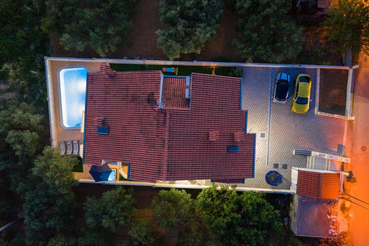 Villa Slavica Sveti Filip i Jakov Exterior photo